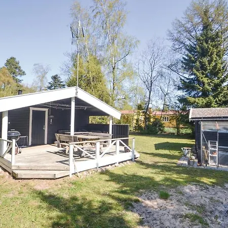 Three-bedroom Holiday In Holiday home